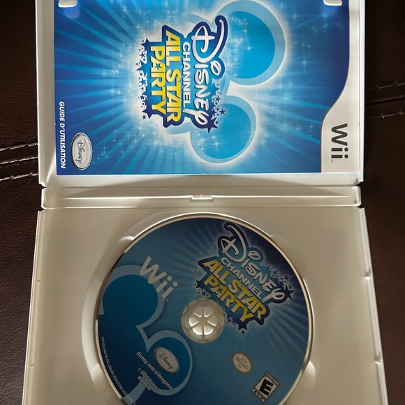 Wii Disney all star party for game - Picture 3 of 3